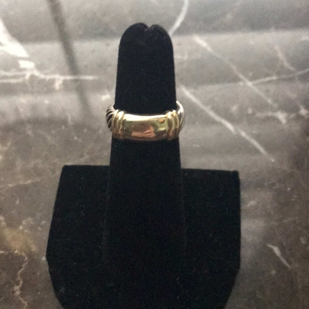 Beautiful David Yurman Band